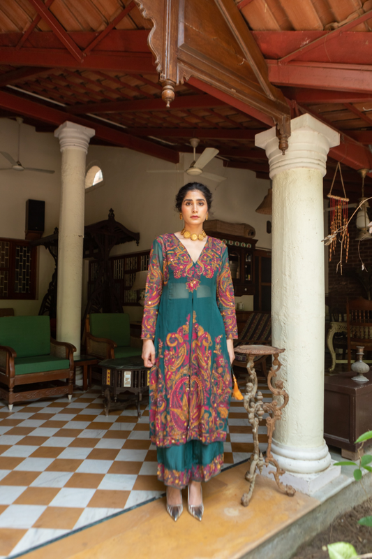 Green Paisley Embroidered Kurta Set