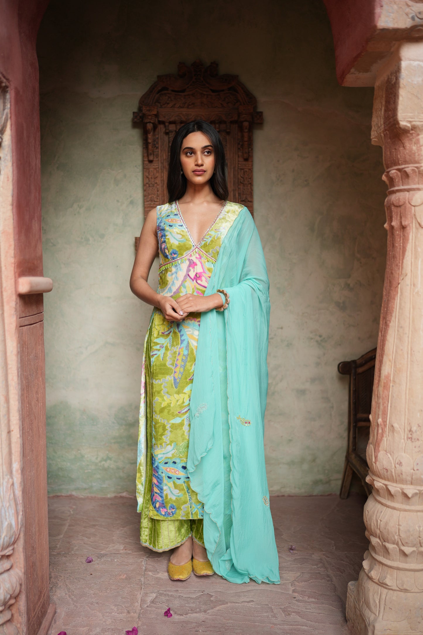 Green Abstract Paisley Kurti Set